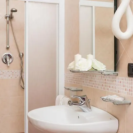 Hotel La Pace Bellaria-Igea Marina