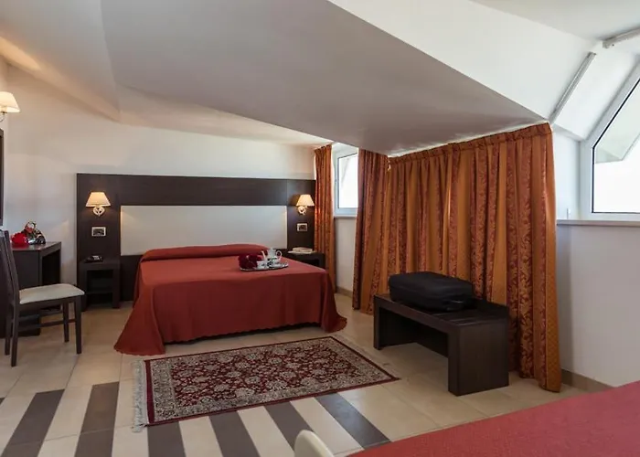 La Pace ホテル 3*