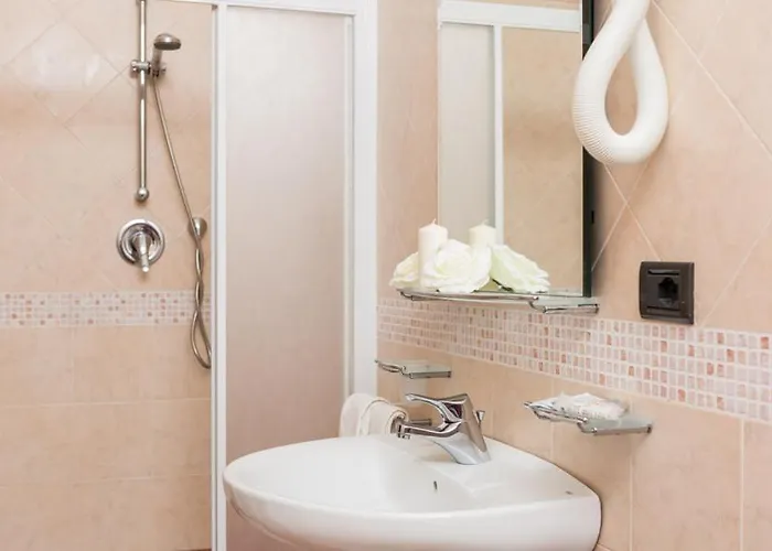 Hotel La Pace Bellaria-Igea Marina